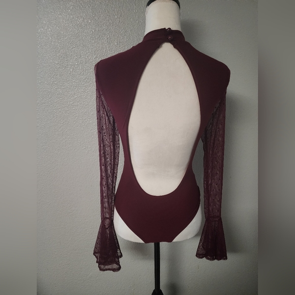 Fashion Nova - Picture 2 of 5